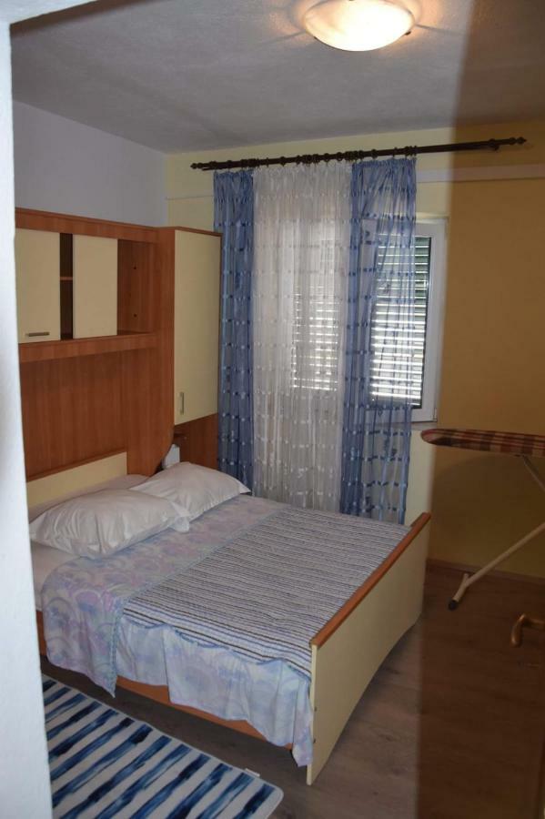 Apartman Linda Baška Voda Esterno foto