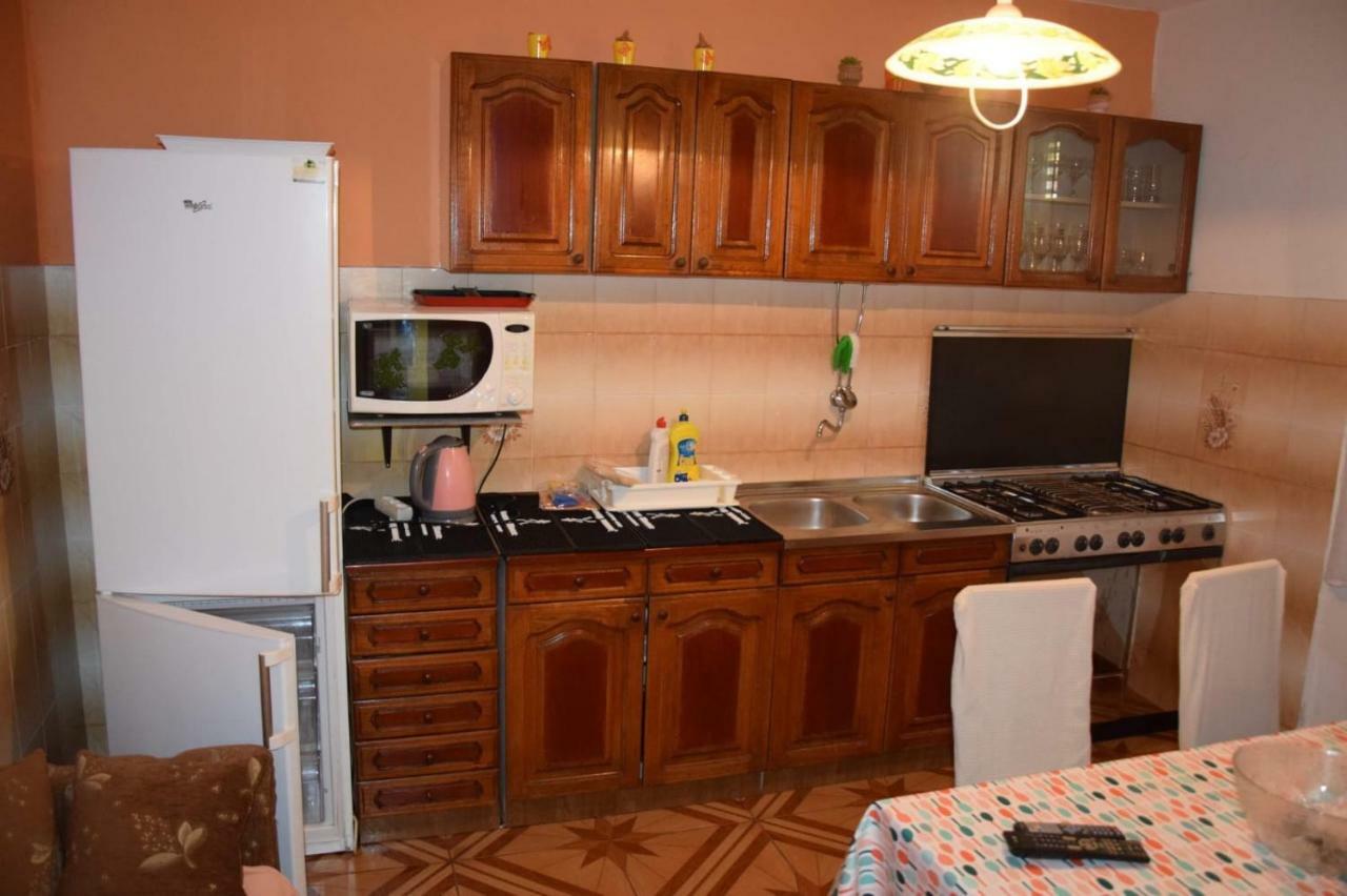 Apartman Linda Baška Voda Esterno foto